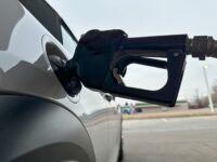 US drivers are seeing lower gas prices this holiday season