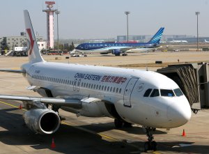 Airbus stock prices drop after software glitch on A320