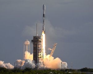 Chile to offer satellite coverage on mobile phones