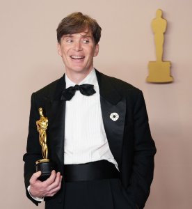 Cillian Murphy returns from exile in 'Peaky Blinders' movie preview