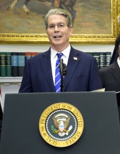 Iran-Venezuela arms trade triggers U.S. sanctions