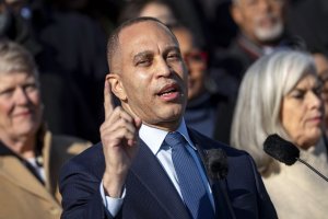 Jeffries vows to 'pressure' Senate on health care insurance subsidies