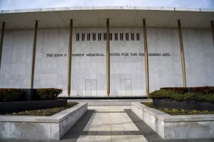 Kennedy Center board votes to add Trump to name