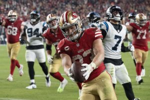 McCaffrey, Barkley lead Week 15 fantasy football running back rankings