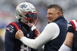 Patriots WR Stefon Diggs faces charges of strangulation, assault