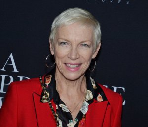 STARZ releases 'Outlander' final season opening titles by Annie Lennox