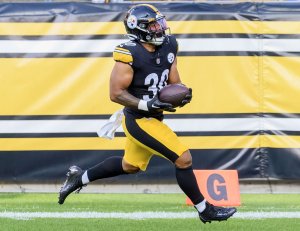 Steelers stifle Lions, take AFC North lead