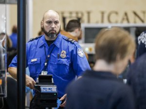 TSA sets record of 3.1 million people screened Sunday after Thanksgiving