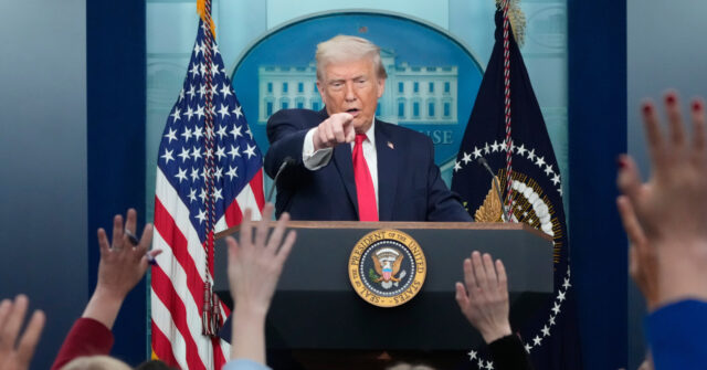 Trump Tells Starmer and Macron to Fix Their Own Countries First