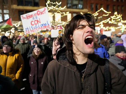 Title: Immigration Enforcement Maine Image ID: 26023842202673 Article: Protesters rally a