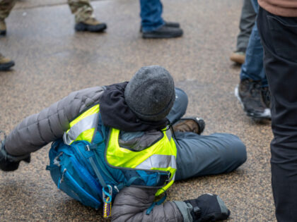 Minneapolis, Minnesota, January 8, 2026, Protest at the Whipple Federal building in respon