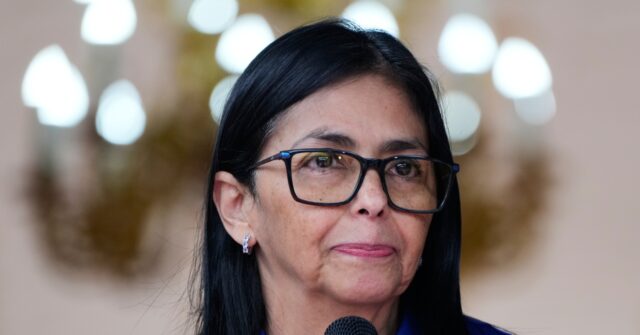 Trump Says He had a ‘Very Good’ Phone Call with Delcy Rodríguez