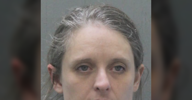 Sheriff: Naked Louisiana Woman 'Trying to Be a Mermaid' Attacks Deputy