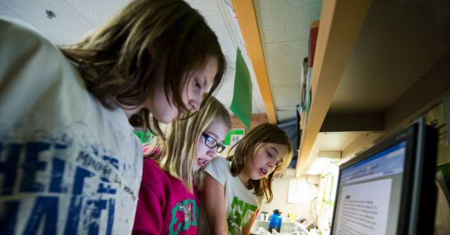 Minnesota School District to Allow Temporary Online Learning During ICE Operations