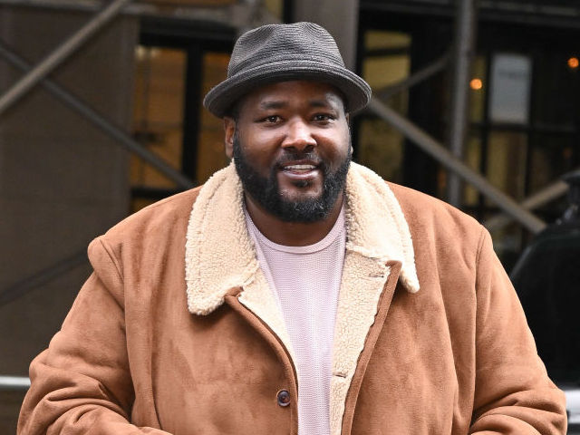 GettyImages-1830946907 NEW YORK, NEW YORK - DECEMBER 04: Quinton Aaron arrives to ABC Studios on the Upper West S