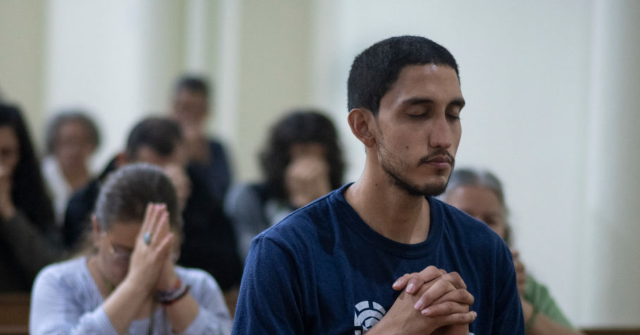 Report: Nicaraguan Communists Ban Door-to-Door Evangelism in Catholic Dioceses