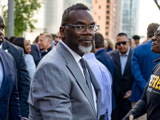 Mayor Brandon Johnson departs Aug. 25, 2025, after city, state and federal leaders denounc