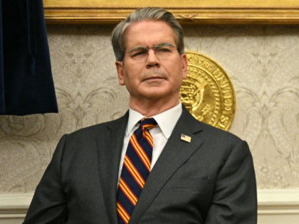 GettyImages-2247221254 US Secretary of Treasury Scott Bessent listens as US President Donald Trump meets with New