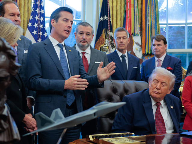 Bernie Moreno Praises Trump for Acting Against Nicolás Maduro, Unlike ‘Inept and Incompetent’