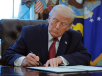 Trump Signs Order to Expedite Rebuild of Palisades, Eaton Canyon After California, L.A. Governments