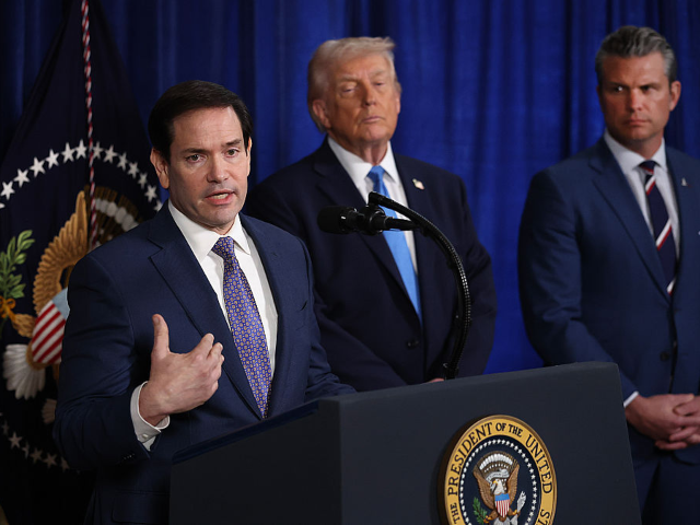 PALM BEACH, FLORIDA - JANUARY 03: U.S. Secretary of State Marco Rubio speaks during a pres