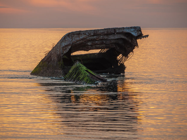 GettyImages-2254848170 CAPE MAY POINT, NEW JERSEY - JANUARY 8: The SS Atlantus concrete ship rests in the Delawar