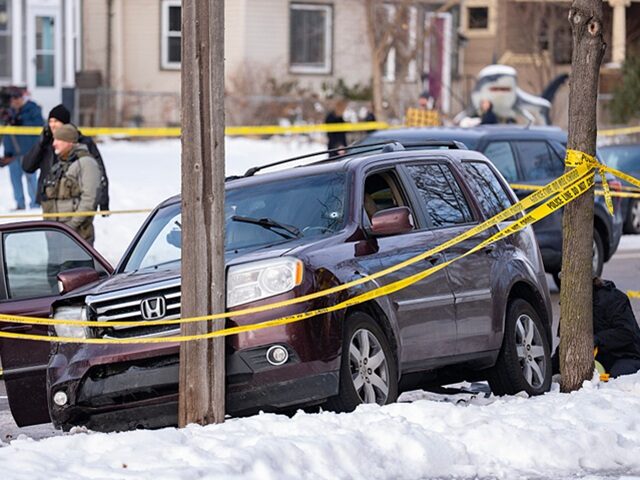 CNN’s Campbell: Looks Like ICE Agent ‘Likely Struck by That Car’, But Question Is