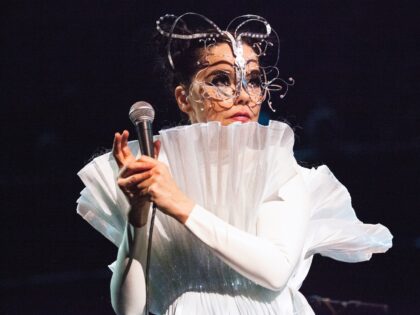 LONDON, ENGLAND - SEPTEMBER 21: Bjork Performs onstage at Royal Albert Hall on September 2