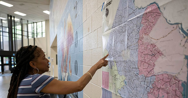 Judge Delays Virginia Democrats’ Gerrymandering to After Midterm Election