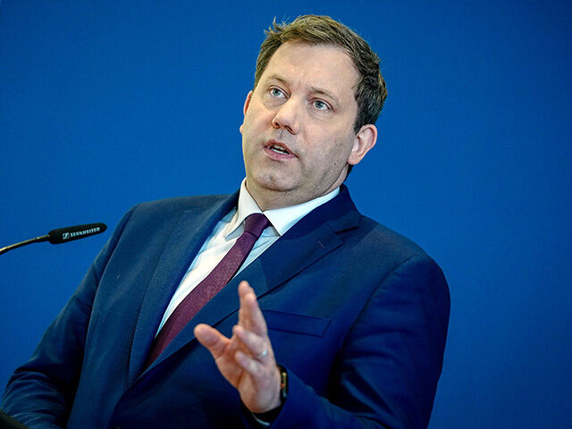 17 December 2025, Berlin: Lars Klingbeil (SPD), Federal Minister of Finance, Vice-Chancell