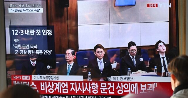 South Korean Conservatives Fear Persecution After 23-Year 'Insurrection' Sentence for Ex-PM