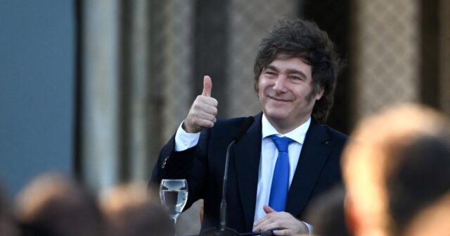 Argentina Repays $2.5 Billion Swap Deal to the U.S.