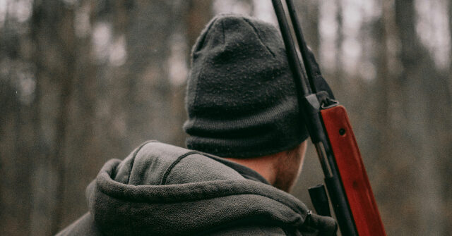 St. Paul: Man With Rifle Stands Guard ‘After ICE Sightings’