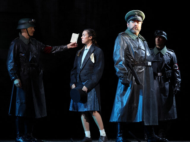 Bass-baritone Craig Colclough as Gerhard and soprano Lauren Snouffer as Sarah Kavalier, pe