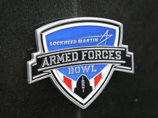 during the Lockheed Martin Armed Forces Bowl game at Amon G. Carter Stadium on January 2,