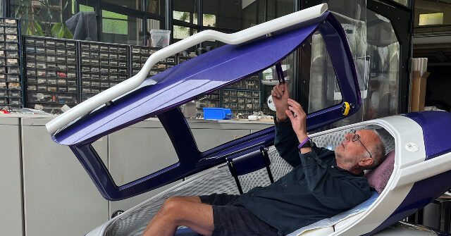 &lsquo;Suicide Pod&rsquo; Inventor Creating Device for Couples to Die Together