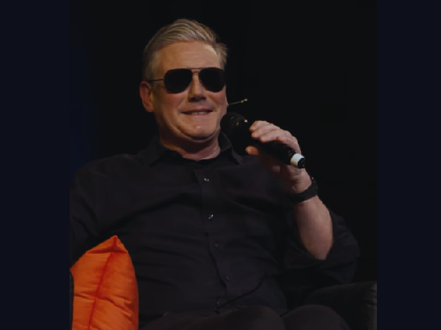 ‘Bonjour!’: Starmer Mocks President Macron’s WEF Sunglasses