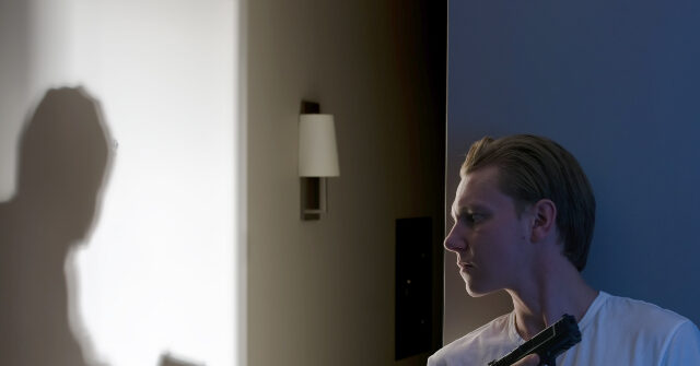 Alleged Burglar Dead After Shootout with New Mexico Resident