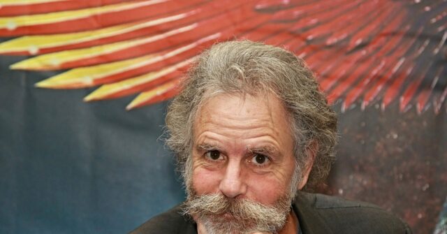 Thousands of Fans Celebrate Life of Legendary Grateful Dead Guitarist Bob Weir in San Francisco