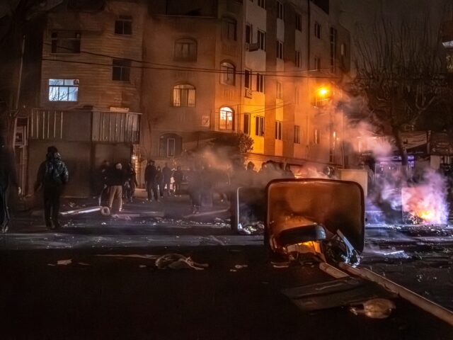 Iran: Death Toll Rises to Thousands, Trump Says ‘Help Is on Its Way’