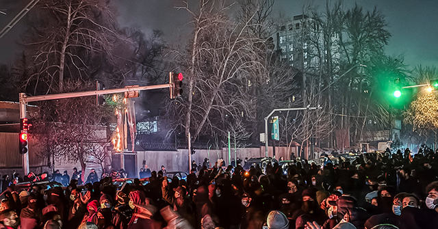 Exclusive—Robert Wilkie: Support Peaceful Protesters in and Out of Iran