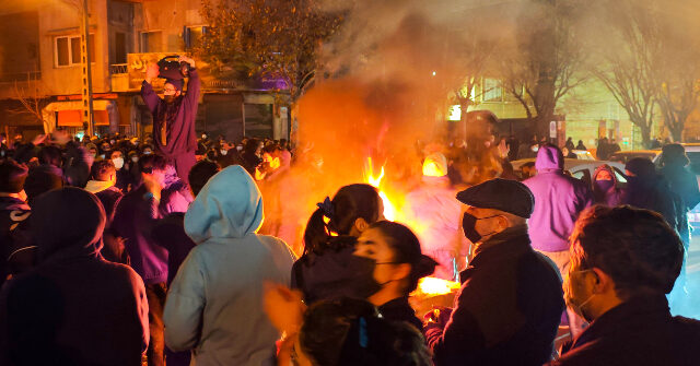 
                            President Trump Tells ‘Iranian Patriots’ Help ‘Is on Its Way’