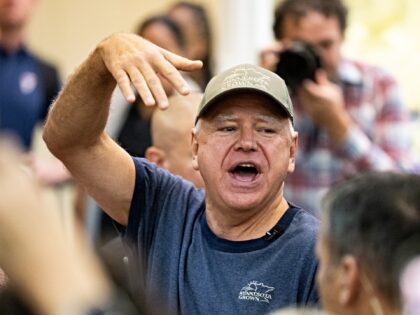 walz call to action FALCON HEIGHTS, MINNESOTA - SEPTEMBER 1: Democratic vice presidential nominee Minnesota Go