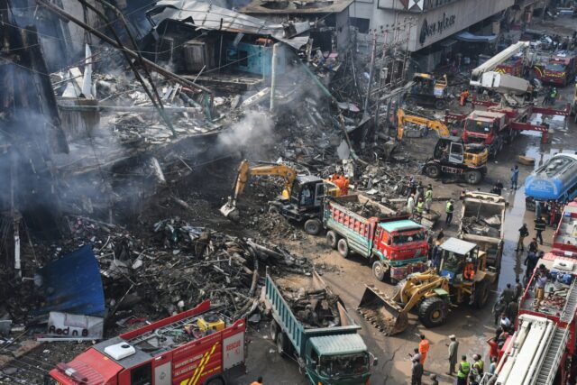 APTOPIX Pakistan Shopping Plaza Fire The Associated Press
