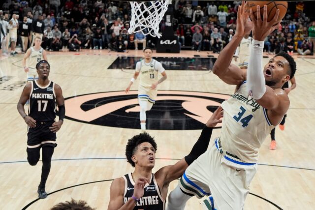 Bucks Hawks Basketball The Associated Press