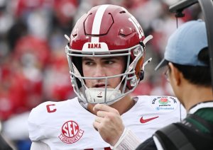 Alabama quarterback Ty Simpson declares for 2026 NFL Draft
