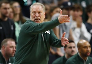 Coach Tom Izzo says 99-year-old mom could outplay Michigan State guard