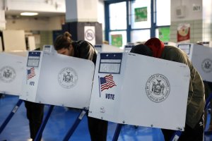 FBI serves search warrant on Fulton County, Ga., elections office