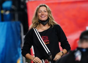 Gisele Bundchen shares photos of new baby on Instagram