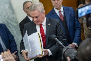 House Oversight Committee weighing Bill Clinton contempt charge